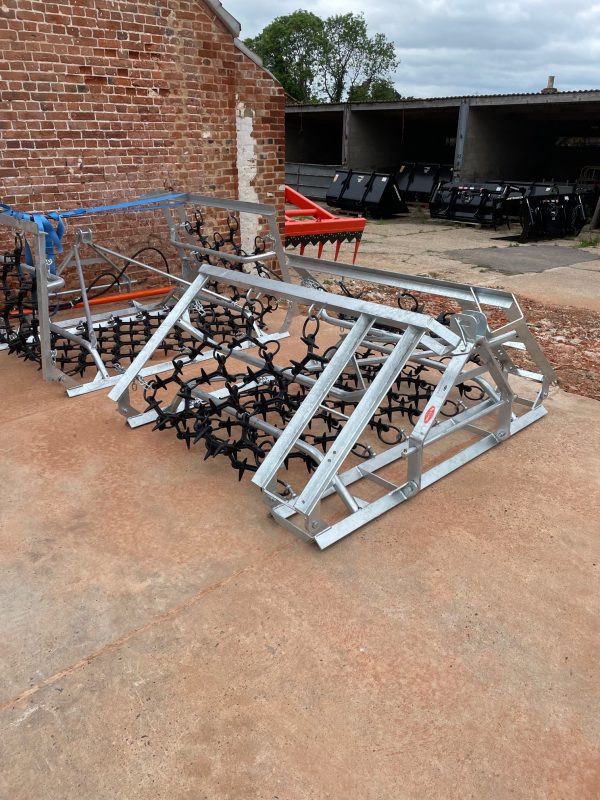 RITCHIE 4 METRE HYDRAULIC FOLDING HEAVY-DUTY MAT CHAIN HARROW
