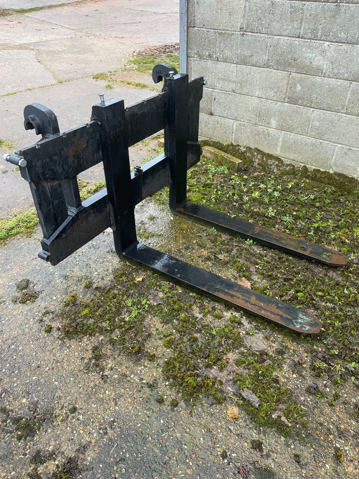 ALLBUTT P 600 HEAVY DUTY FORK-LIFT TINE & CARRIAGE ATTACHMENT WITH Q-FIT JCB BRACKETS
